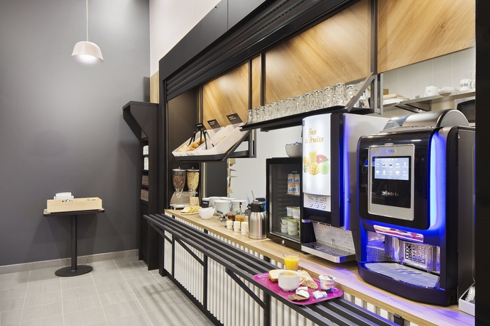 Imagen del bar/restaurante del Hotel B&B Lyon Centre Perrache Berthelot. Foto 6