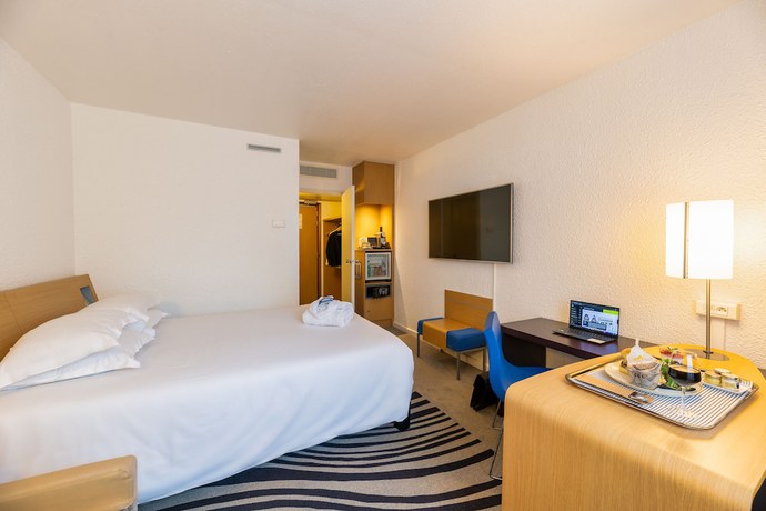 Imagen de la habitación del Hotel B&B Lyon Nord. Foto 5