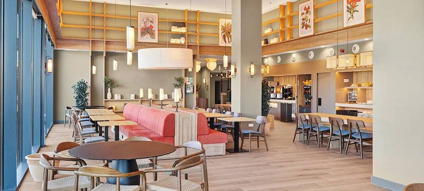 Imagen del bar/restaurante del Hotel B&B Madrid Fuenlabrada Retail Park. Foto 4