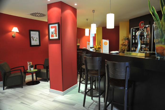 Imagen de los interiores del Hotel B&B Madrid Pinar de las Rozas. Foto 11