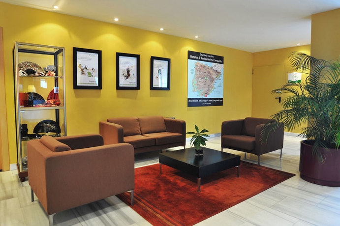 Imagen de los interiores del Hotel B&B Madrid Pinar de las Rozas. Foto 13