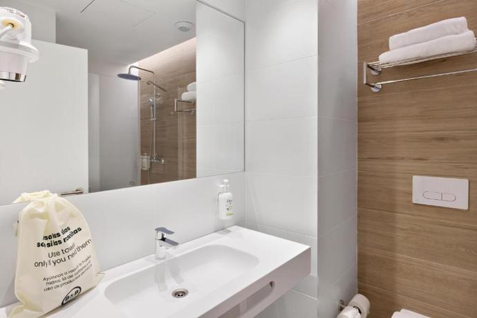 Imagen de la habitación del Hotel B&B Madrid Vallecas La Gavia. Foto 4