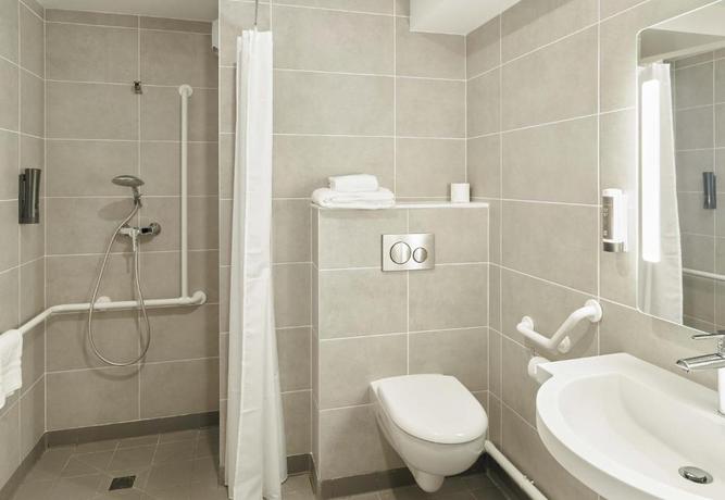 Imagen de la habitación del Hotel B&B Marne-La-Vall&eacute;e Val D'Europe. Foto 9