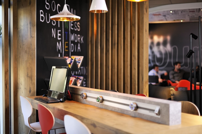 Imagen de los interiores del Hotel B&B Marseille La Valentine Porte d'Aubagne. Foto 18