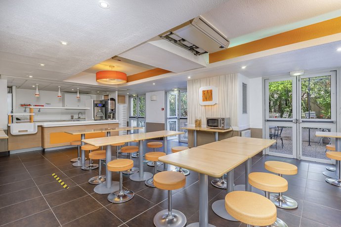 Imagen del bar/restaurante del Hotel B&B Marseille Parc Chanot. Foto 4