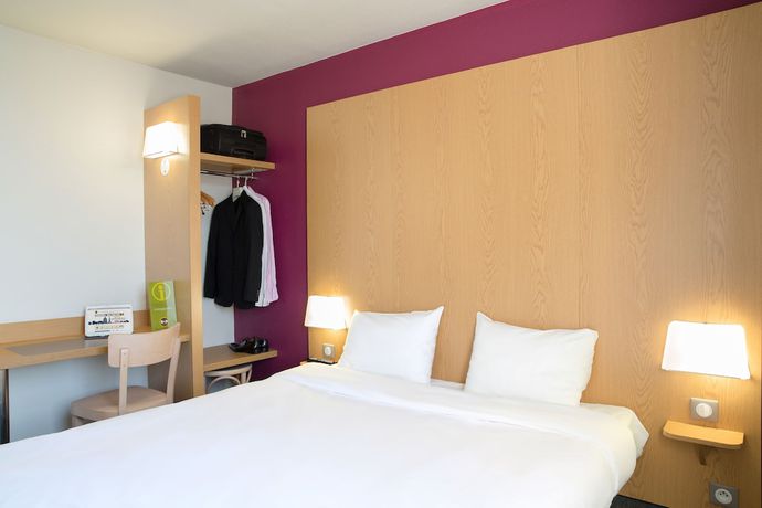 Imagen de la habitación del Hotel B&B Martigues Port-de-bouc. Foto 3