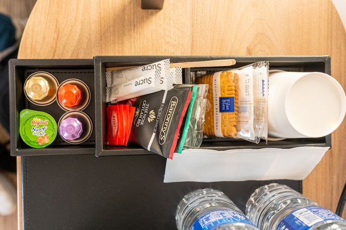 Imagen de la habitación del Hotel B&B Martigues Port-de-bouc. Foto 4