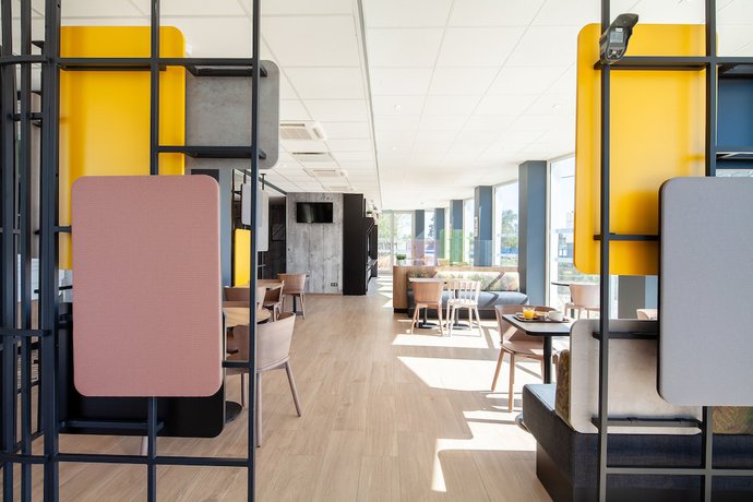 Imagen del bar/restaurante del Hotel B&B Massy Gare TGV. Foto 2