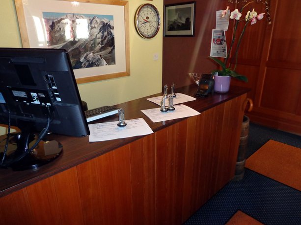 Imagen de los interiores del Hotel B&B Matterhorn Golf. Foto 19