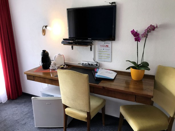 Imagen de la habitación del Hotel B&B Matterhorn Golf. Foto 8