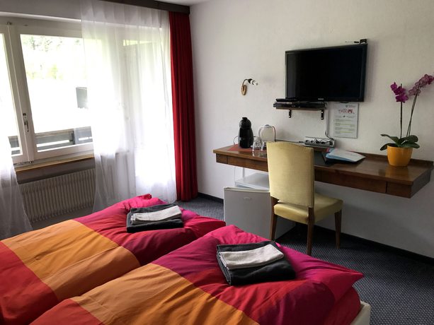 Imagen de la habitación del Hotel B&B Matterhorn Golf. Foto 12