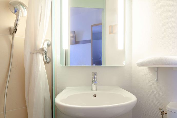 Imagen de la habitación del Hotel B&B Maurepas. Foto 14