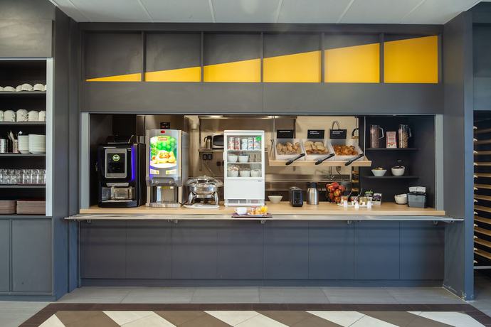 Imagen del bar/restaurante del Hotel B&B Meaux. Foto 3