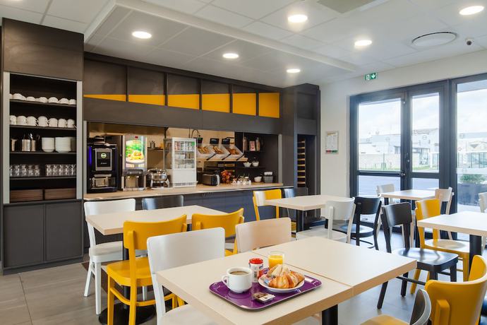 Imagen del bar/restaurante del Hotel B&B Meaux. Foto 4