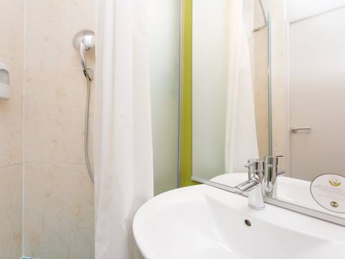 Imagen de la habitación del Hotel B&B Metz Semécourt. Foto 3