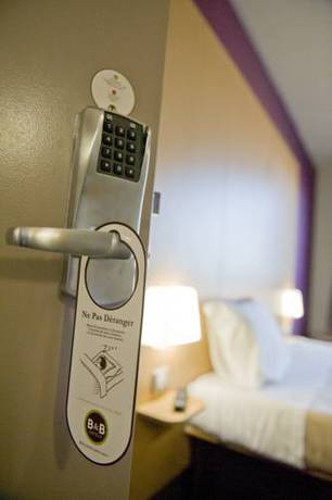 Imagen de la habitación del Hotel B&B Metz Semécourt. Foto 11