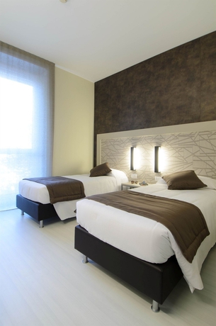 Imagen de la habitación del Hotel B&B Milano Aosta. Foto 7