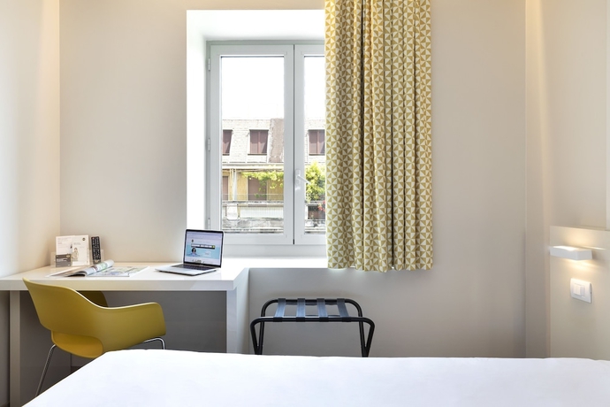 Imagen de la habitación del Hotel B&B Milano Central Station. Foto 13