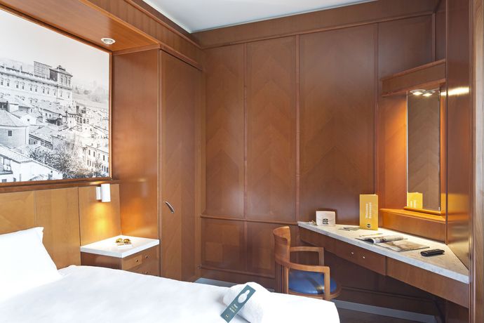 Imagen de la habitación del Hotel B&B Modena. Foto 6