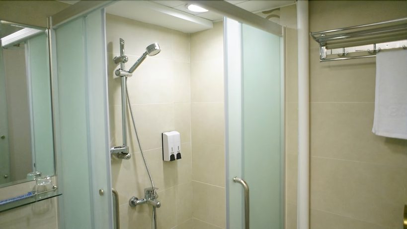 Imagen de la habitación del Hotel B&B Mongkok. Foto 10