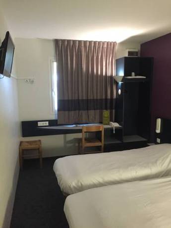 Imagen de la habitación del Hotel B&B Montauban. Foto 10