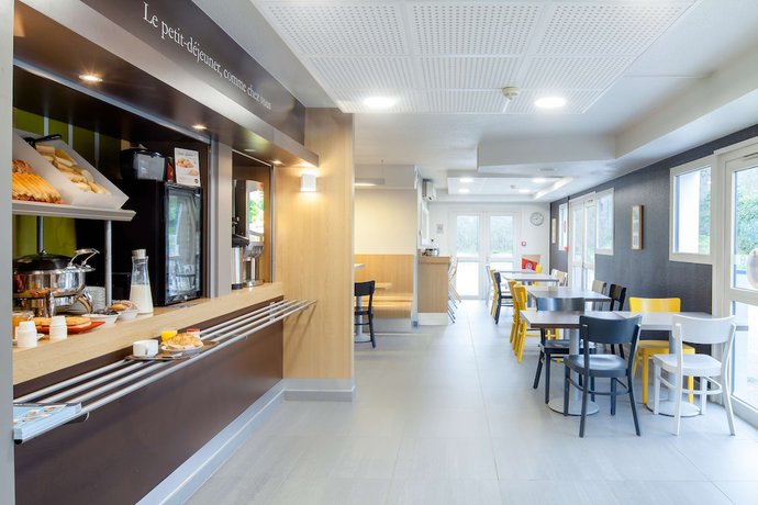 Imagen del bar/restaurante del Hotel B&B Montlhéry, LINAS - MONTLHERY. Foto 3