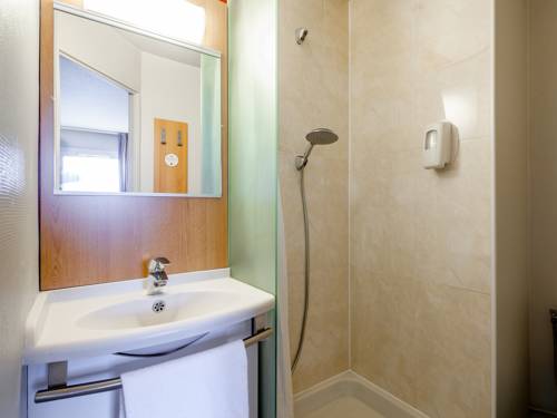 Imagen general del Hotel B&B Montlhery. Foto 1