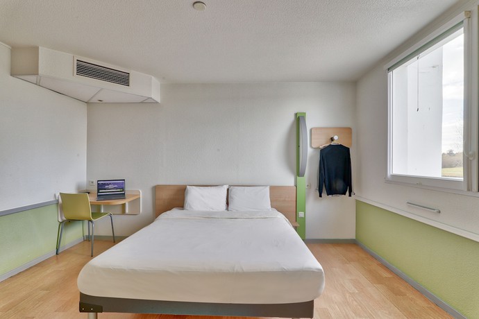 Imagen de la habitación del Hotel B&B Montluçon Saint-victor. Foto 6