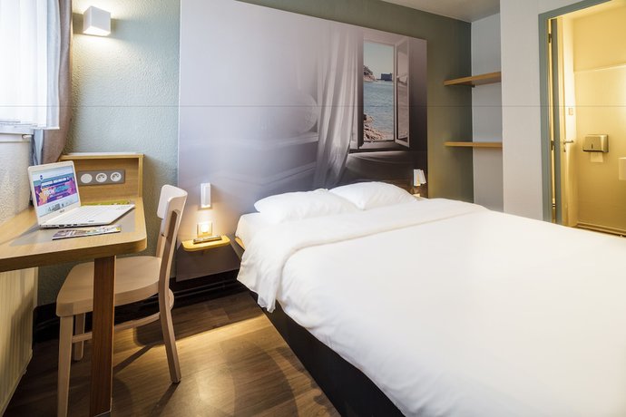 Imagen de la habitación del Hotel B&B Morlaix. Foto 5