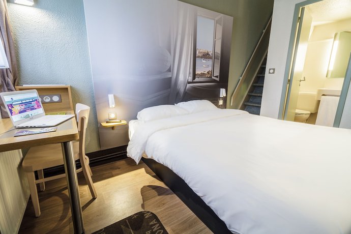 Imagen de la habitación del Hotel B&B Morlaix. Foto 17