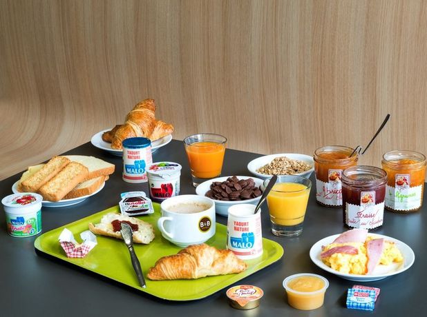 Imagen del bar/restaurante del Hotel B&B Moulins. Foto 4