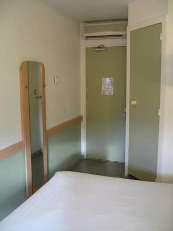 Imagen de la habitación del Hotel B&B Mulhouse Dornach. Foto 3