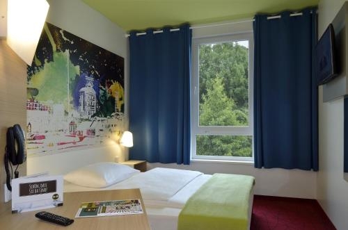 Imagen de la habitación del Hotel B&B M&uuml;lheim An Der Ruhr. Foto 6