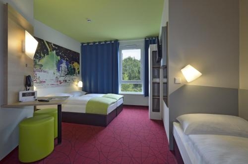Imagen de la habitación del Hotel B&B M&uuml;lheim An Der Ruhr. Foto 8