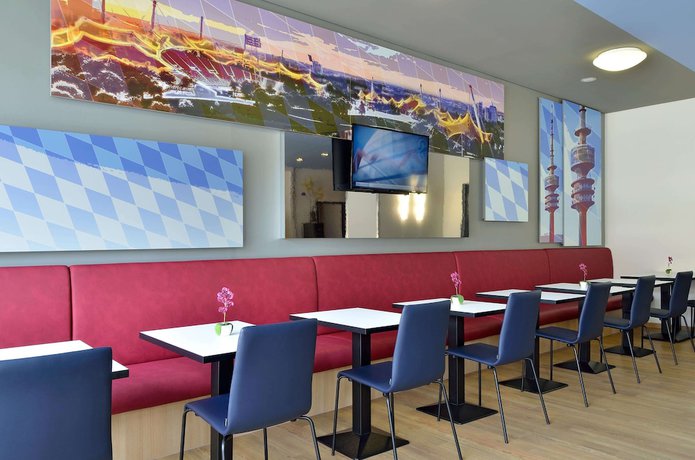 Imagen del bar/restaurante del Hotel B&B München City-Nord. Foto 3