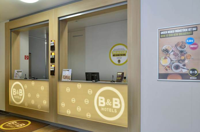 Imagen de los interiores del Hotel B&B München City-Nord. Foto 20