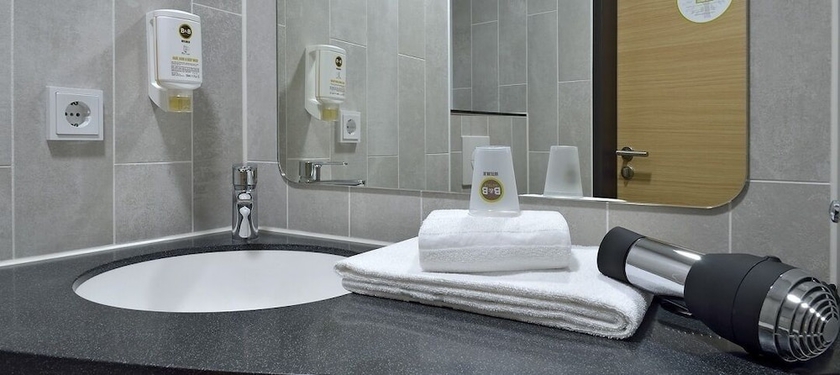 Imagen de la habitación del Hotel B&B M&uuml;nchen-Garching. Foto 9
