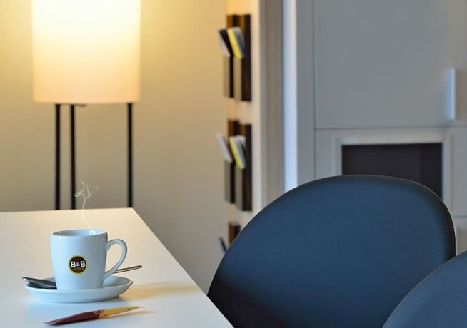 Imagen de los interiores del Hotel B&B München-Hbf. Foto 14