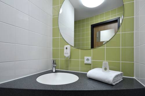 Imagen de la habitación del Hotel B&B München-messe. Foto 5