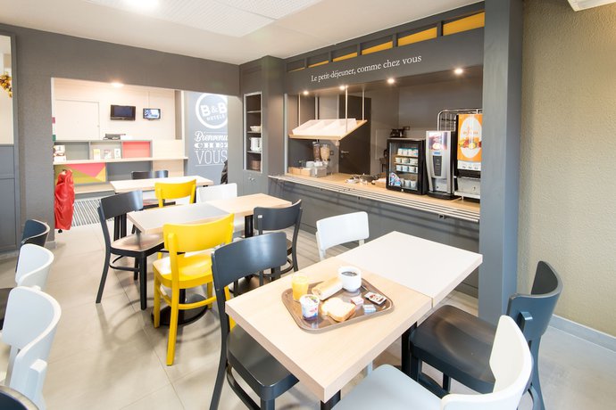 Imagen del bar/restaurante del Hotel B&B Nancy Laxou Zénith. Foto 2