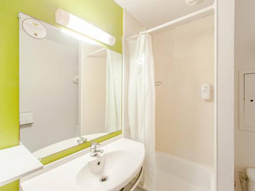 Imagen de la habitación del Hotel B&B Narbonne (1). Foto 3