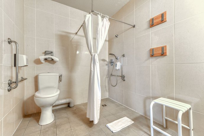 Imagen de la habitación del Hotel B&B Narbonne (2), NARBONNE. Foto 8