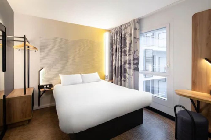 Imagen de la habitación del Hotel B&B Nice Aéroport Arenas. Foto 5