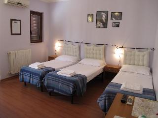 Imagen de la habitación del Hotel B&B Night and Day. Foto 3