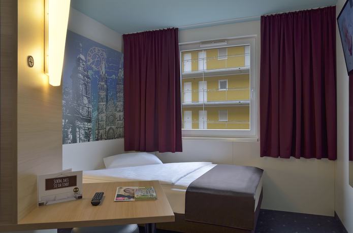 Imagen de la habitación del Hotel B&B Nürnberg-City. Foto 6