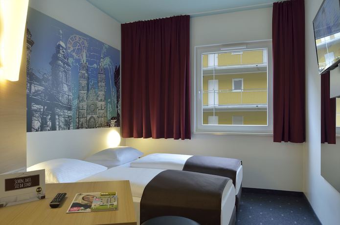 Imagen de la habitación del Hotel B&B Nürnberg-City. Foto 13