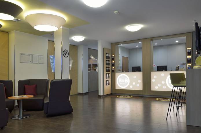 Imagen de los interiores del Hotel B&B Nürnberg-City. Foto 18