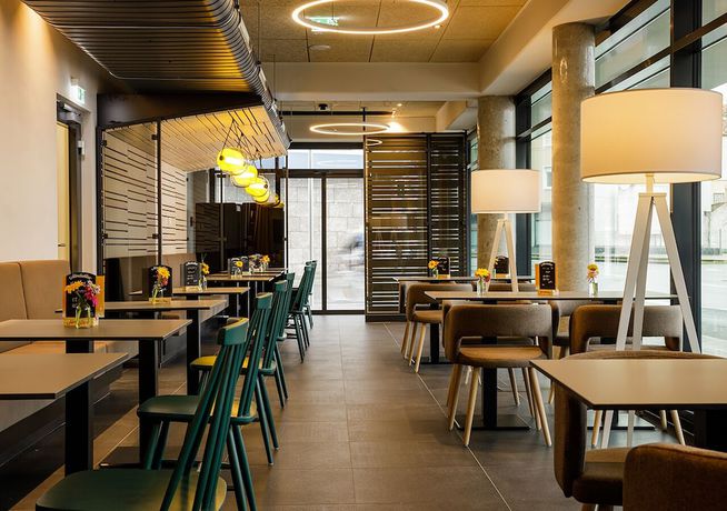 Imagen del bar/restaurante del Hotel B&B Nürnberg-Plärrer. Foto 5