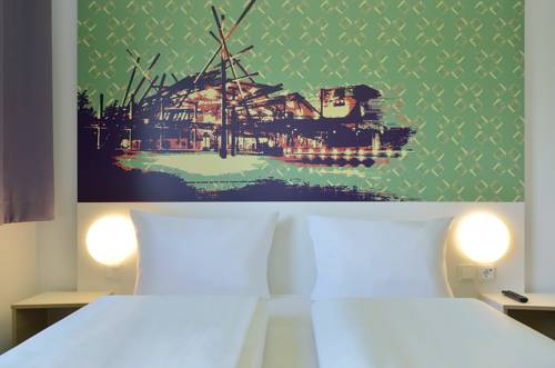 Imagen de la habitación del Hotel B&B Oberhausen Am Centro. Foto 4