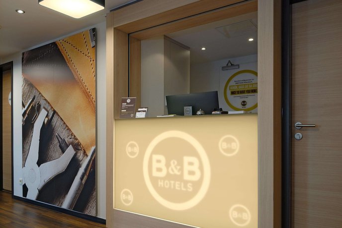 Imagen de los interiores del Hotel B&B Offenbach-S&uuml;d, Offenbach am Main. Foto 17